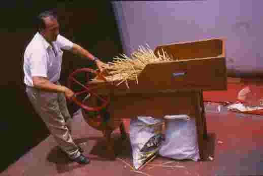 VENTEADORA SEMI_INDUSTRIAL EMPLEADA PARA QUINUA